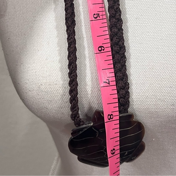 Carved Shell Turtle Necklace - Picture 10 of 10